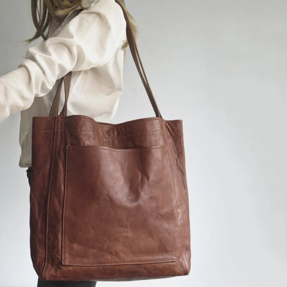 Dagmar™ - Chic Leather Handbag with Style