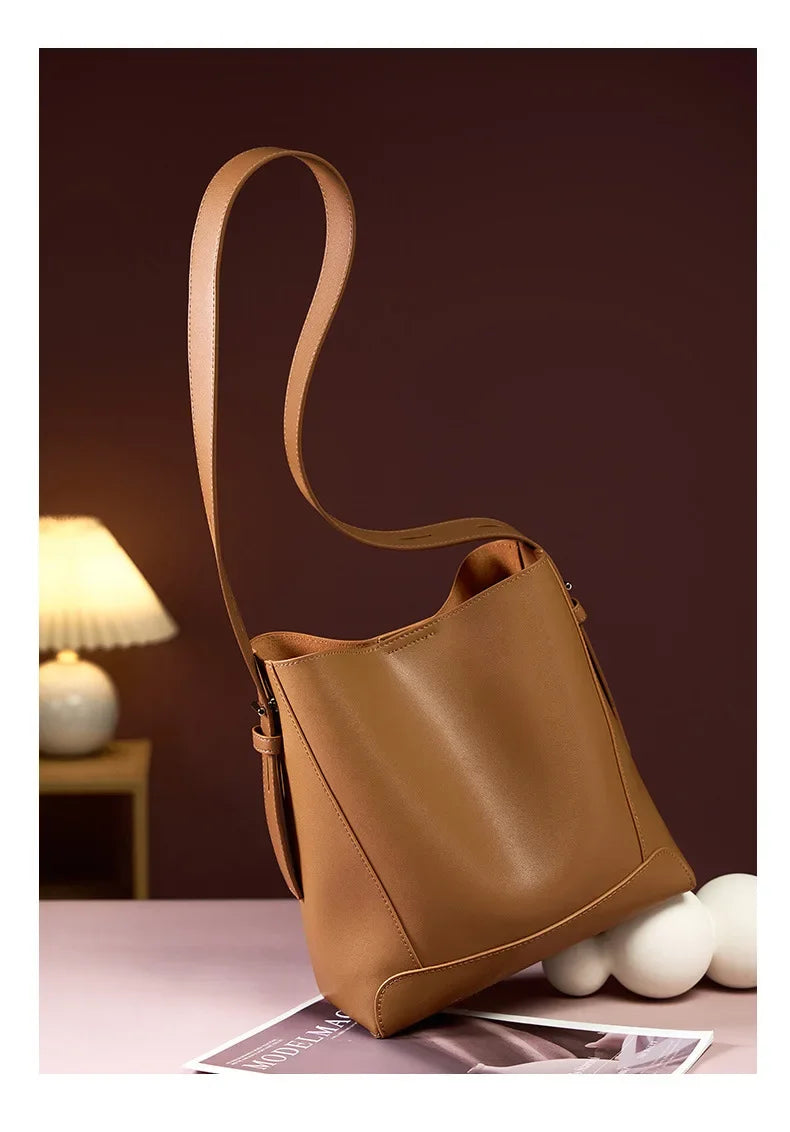tine™ – Stylish Sand-Colored Shoulder Bag with Belt Handle