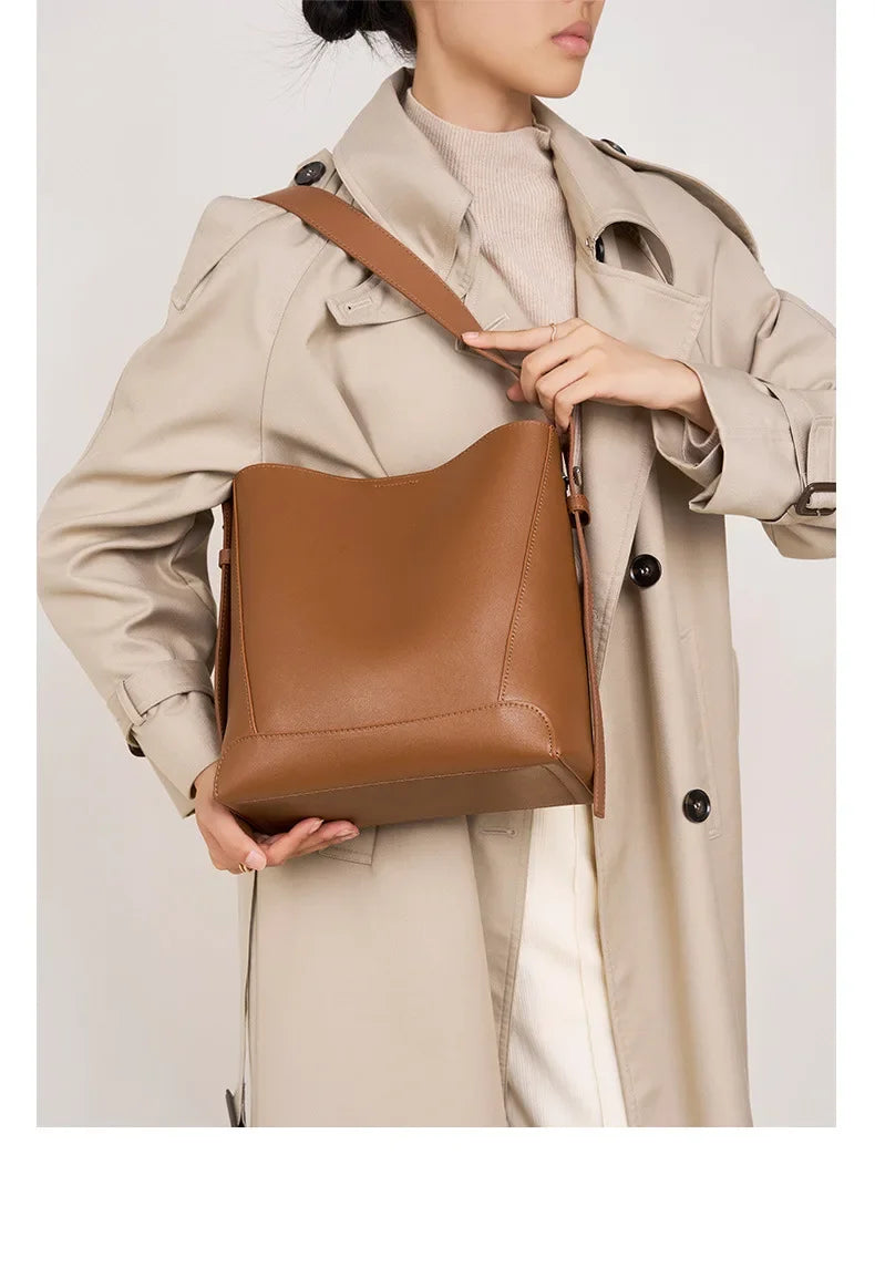 tine™ – Stylish Sand-Colored Shoulder Bag with Belt Handle