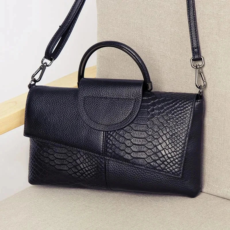 Celine™ – Strukturert svart skinnlignende håndveske