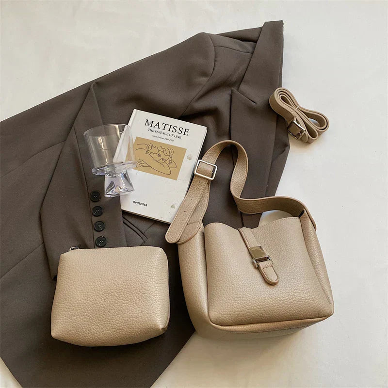 Iris™ – Moderne Skinnlook Bøtteveske